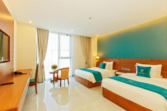 Phòng Deluxe Twin Partial Ocean View